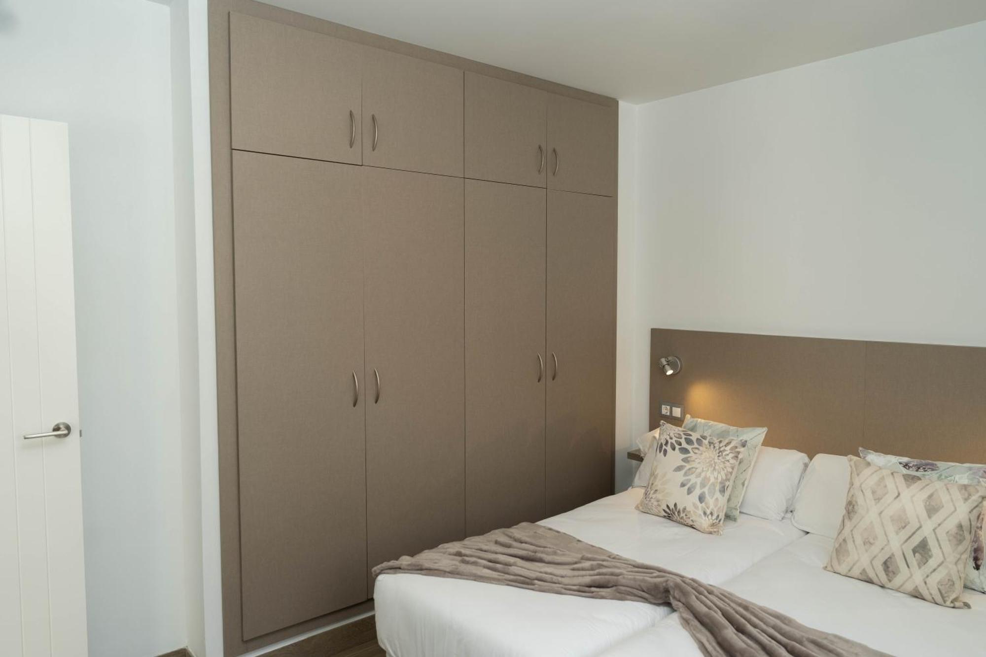Apartamentos Campo Del Principe Granada Bagian luar foto